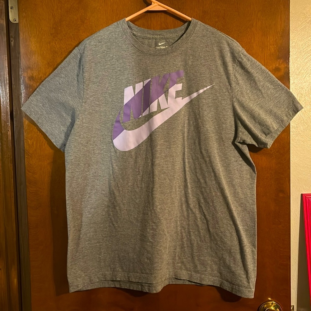 The Nike Tee gray and purple logo Nike tshirt XL